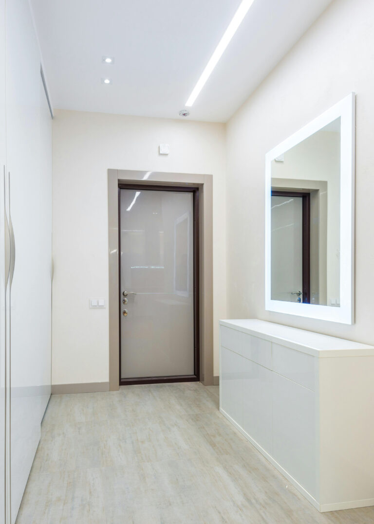 Ajtó beépítés, beszerelés, ajtó csere, ajtó javítás. Nyílászárók.