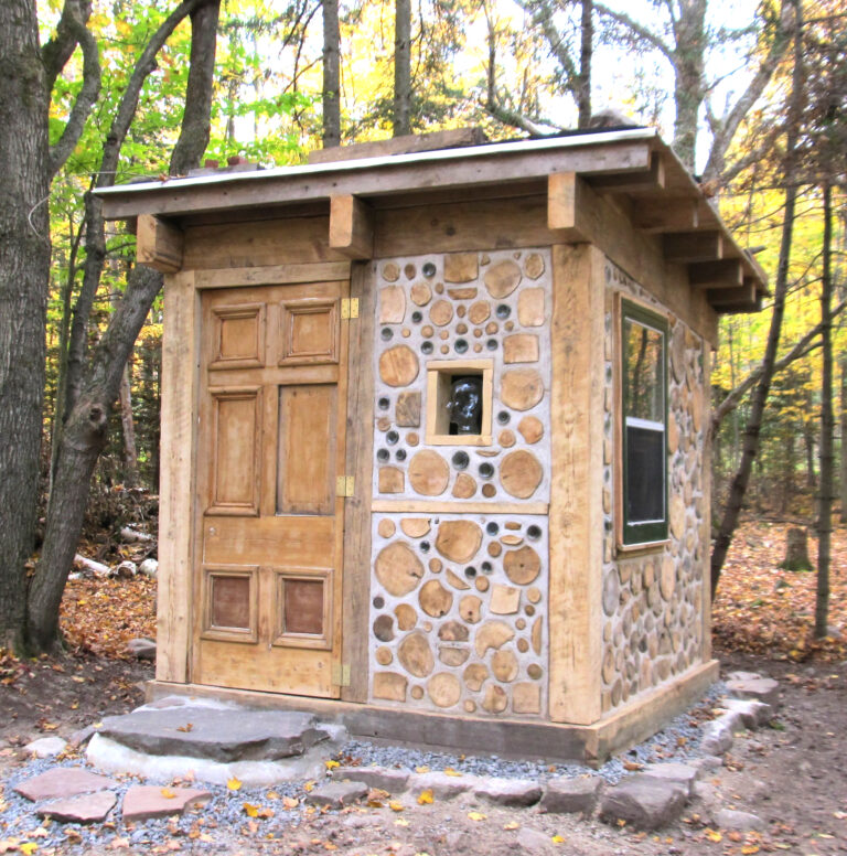 Cordwood ház, tüzifahasáb fahasáb kisház készítése